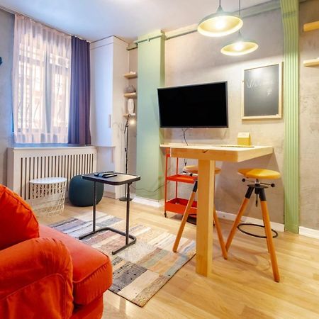 Apartament Pleasant Flat Near Taksim Square In Beyoglu Stambuł Zewnętrze zdjęcie
